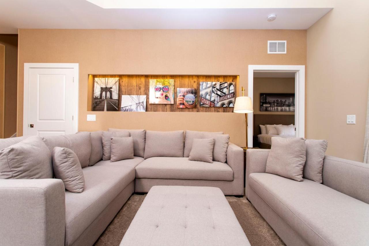 Gorgeous 4 Bd Close To @ Magic Village Yards 3097 Holiday home Orlando